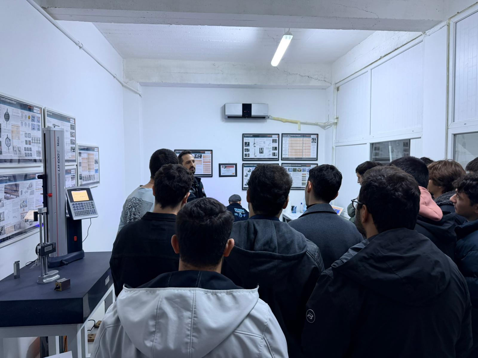 gizem_muh_tek_gezi width=