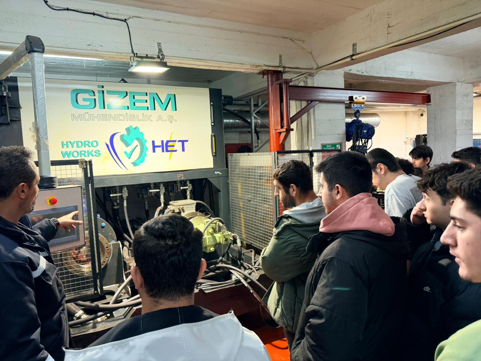 gizem_muh_tek_gezi width=